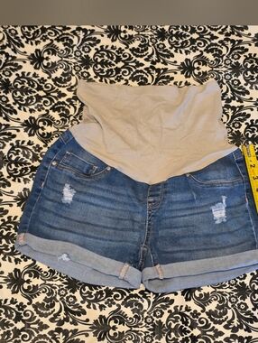 Maternity Denim Roll-Cuff Shorts in Blue with Beige Band